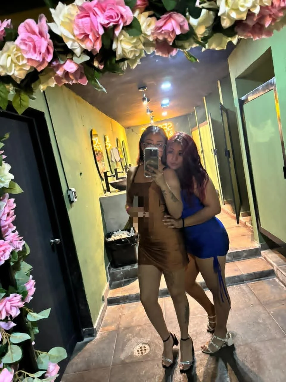 Tributo amigas putas les gusta la verga y son lesbianas 🔥 image 3