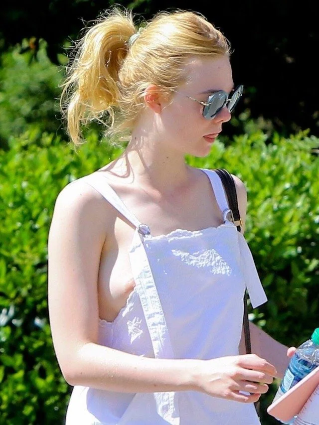 Elle Fanning Boobs image 13