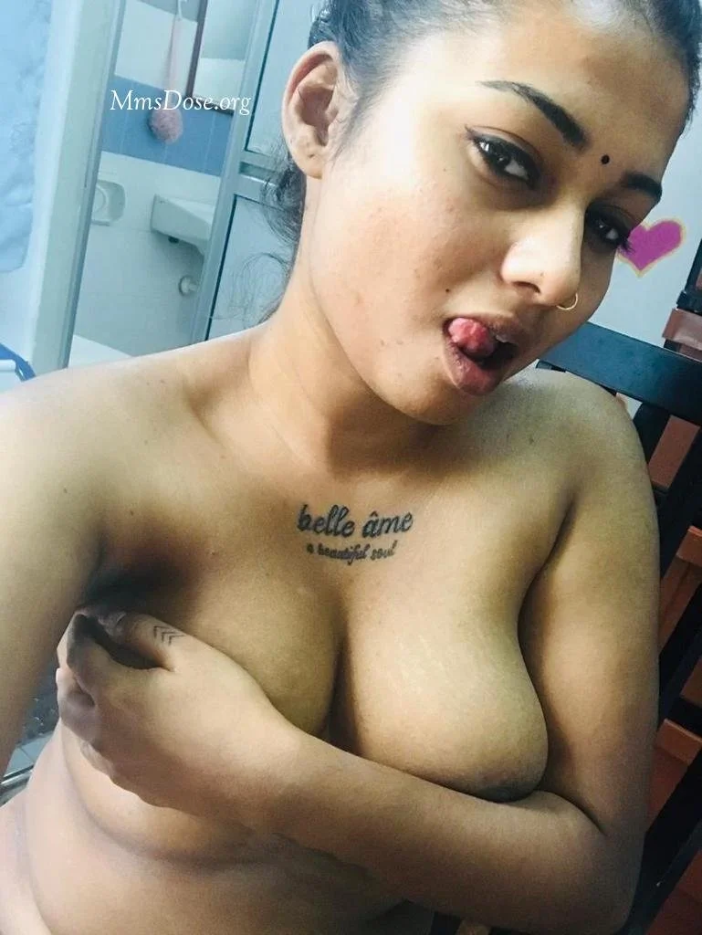 indian bitch exposed herself image 25