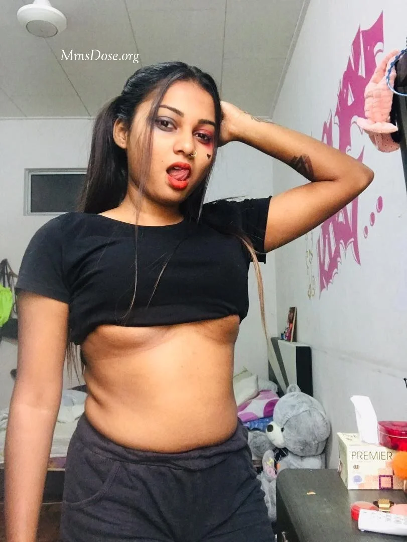 indian bitch exposed herself image 27