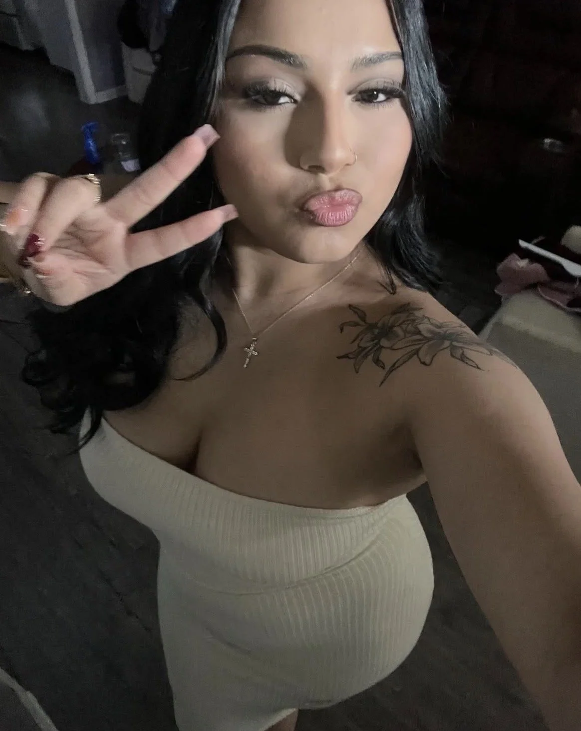 fine ass latina leaked hmu on tele pinkgoldfishh to trade or submit image 1