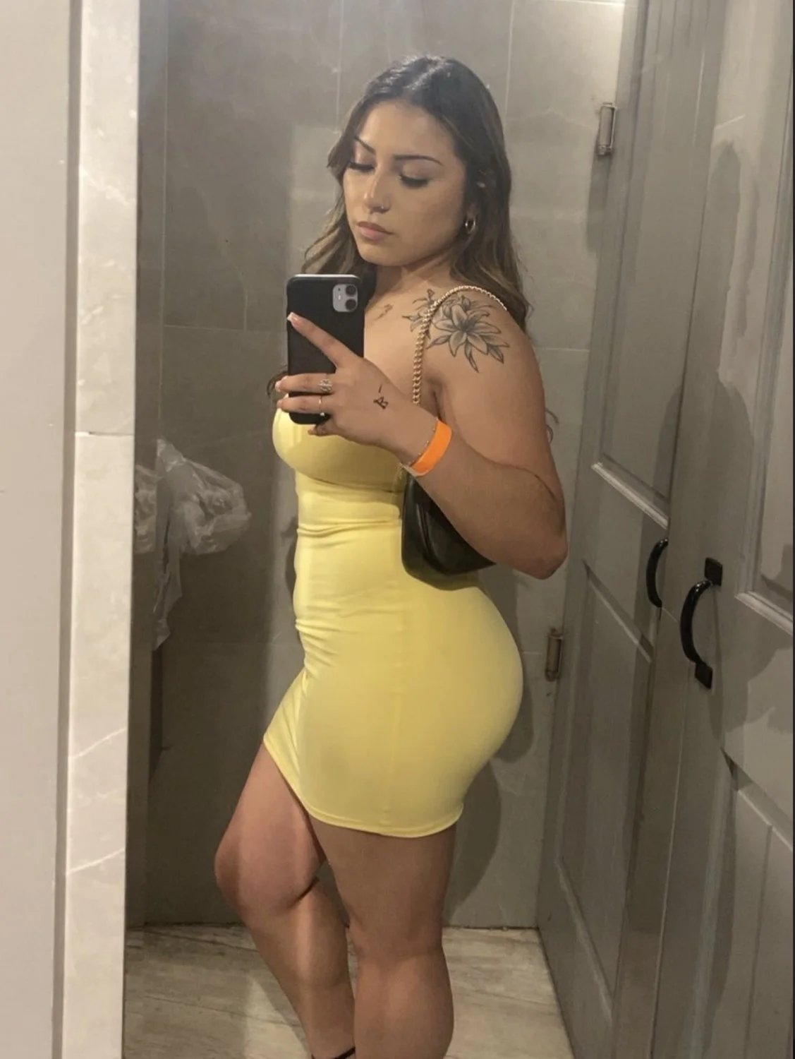 fine ass latina leaked hmu on tele pinkgoldfishh to trade or submit image 6