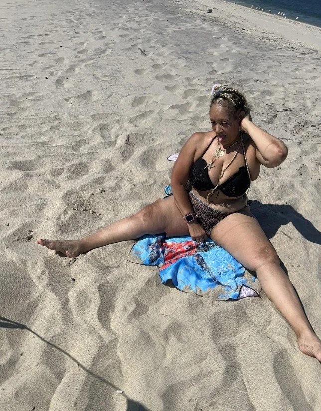 A Real Mature Freak 😍😍😍 image 2