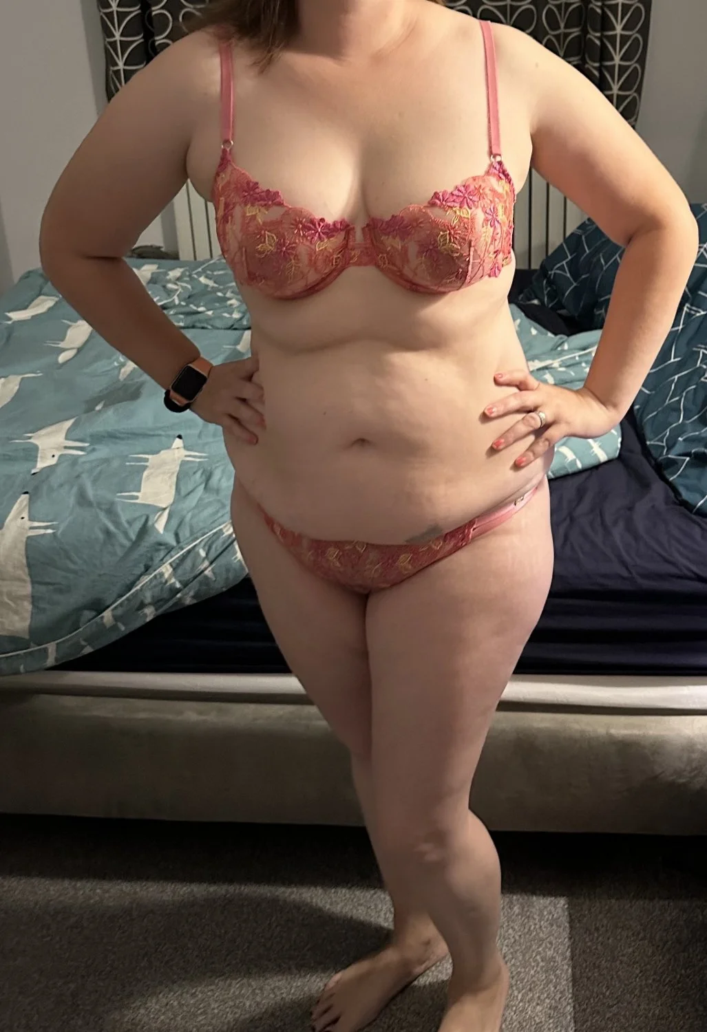 Hubby shows us more of Gina in her lingerie. Hotwife milf mom married tinder date. Curvy main image