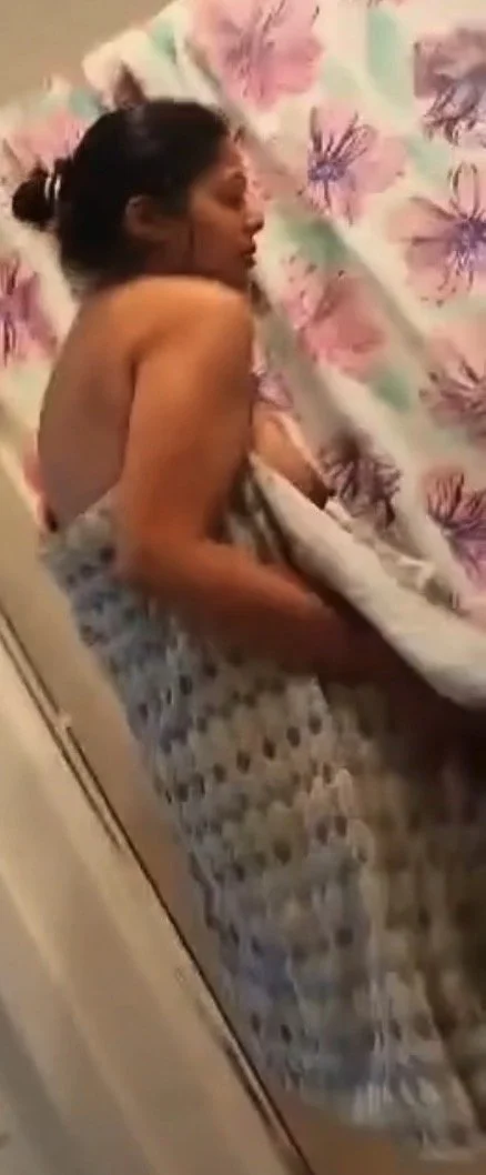 Son caught his mom main image