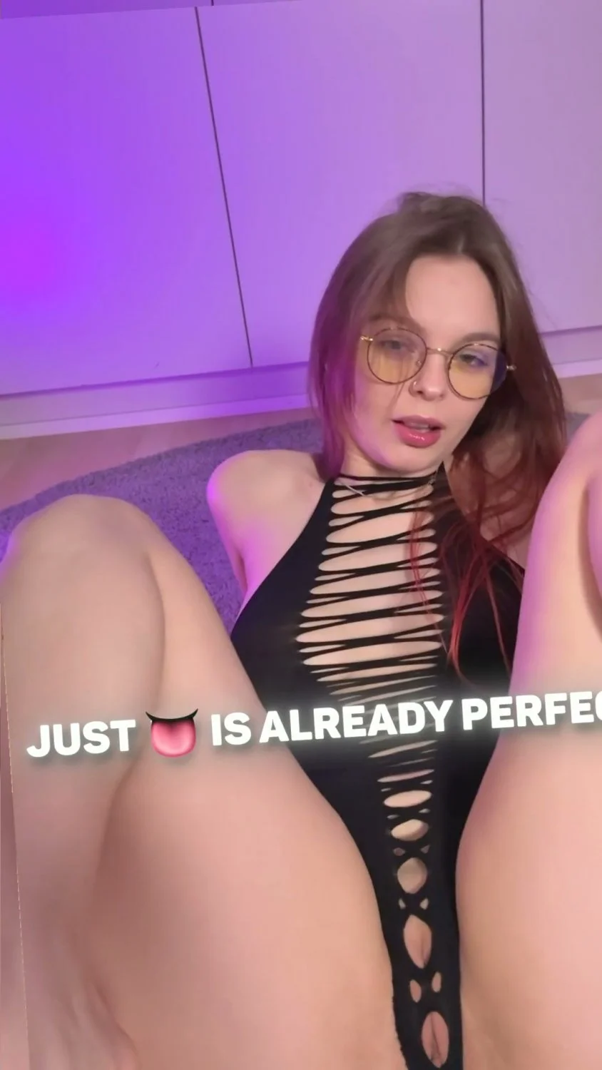 🔞 Wild wet small tits nude orgasming wet 💦🍑 Exclusive OF image 3