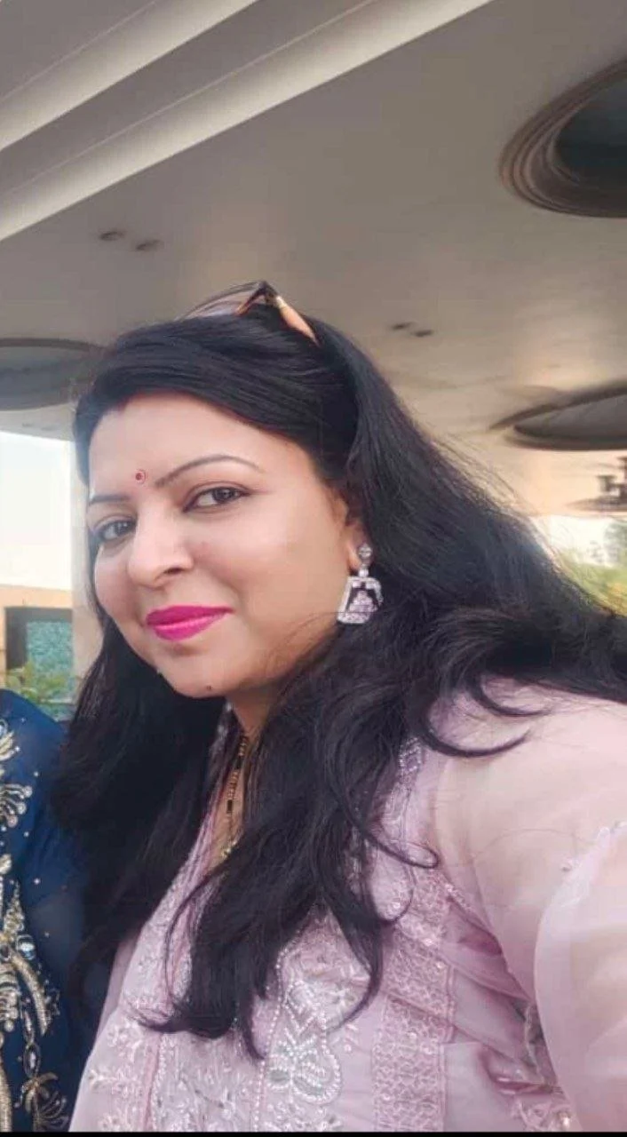 Indian girl exposed her self image 6