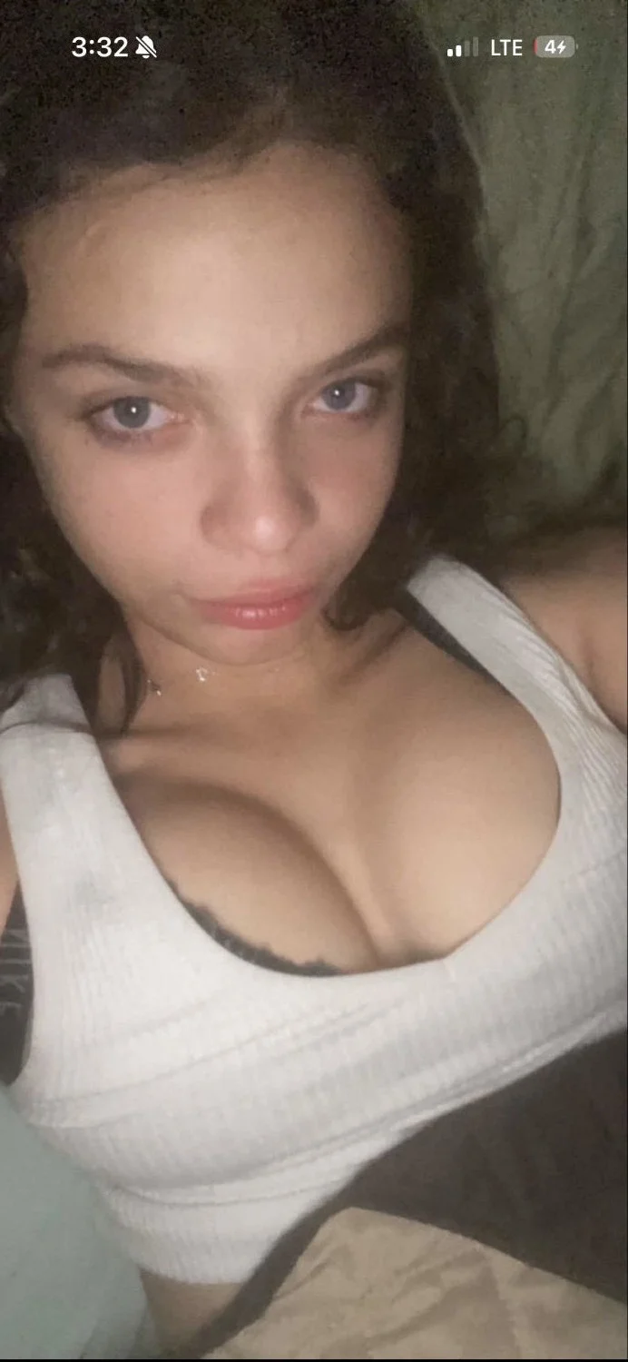 Chuck wanna have tribbed this slut with big ass dm for more of her and if you wanna trib this slut main image