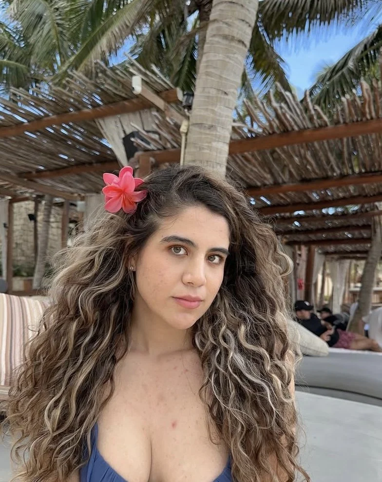 Yeanett fernanda image 4