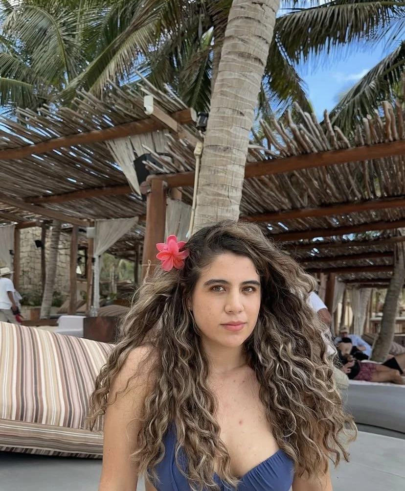 Yeanett fernanda image 5
