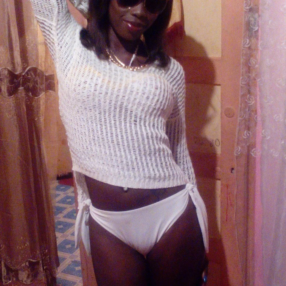 Slim chick saggy tits webfind image 40