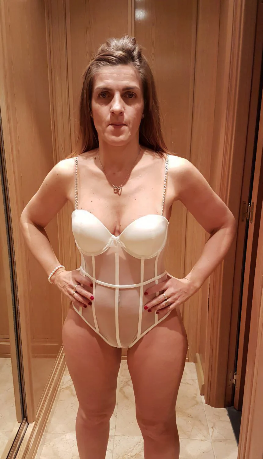 Submitted Hot Milf Wife Nude On Vacation image 10