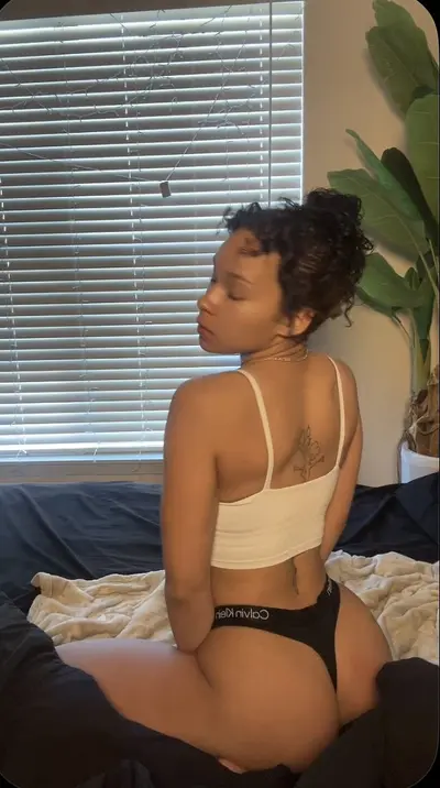 🔞 Young sexy brunette teen freaky college girl 🍑💦🫦😈 OF now! cover image