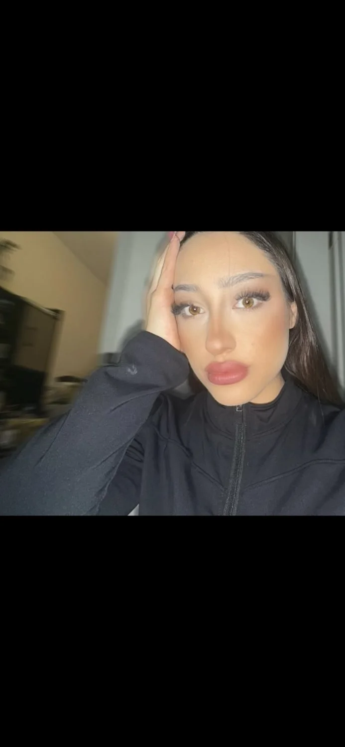 Turkish Slut Derya from Munich image 2