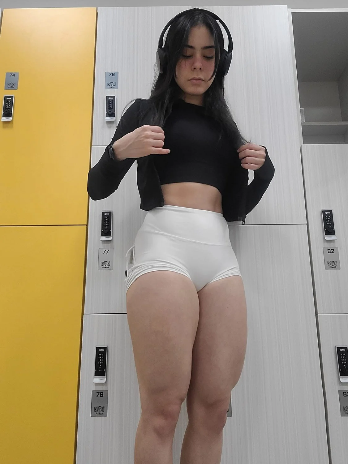 Y esta belleza y ese culote que tiene image 14