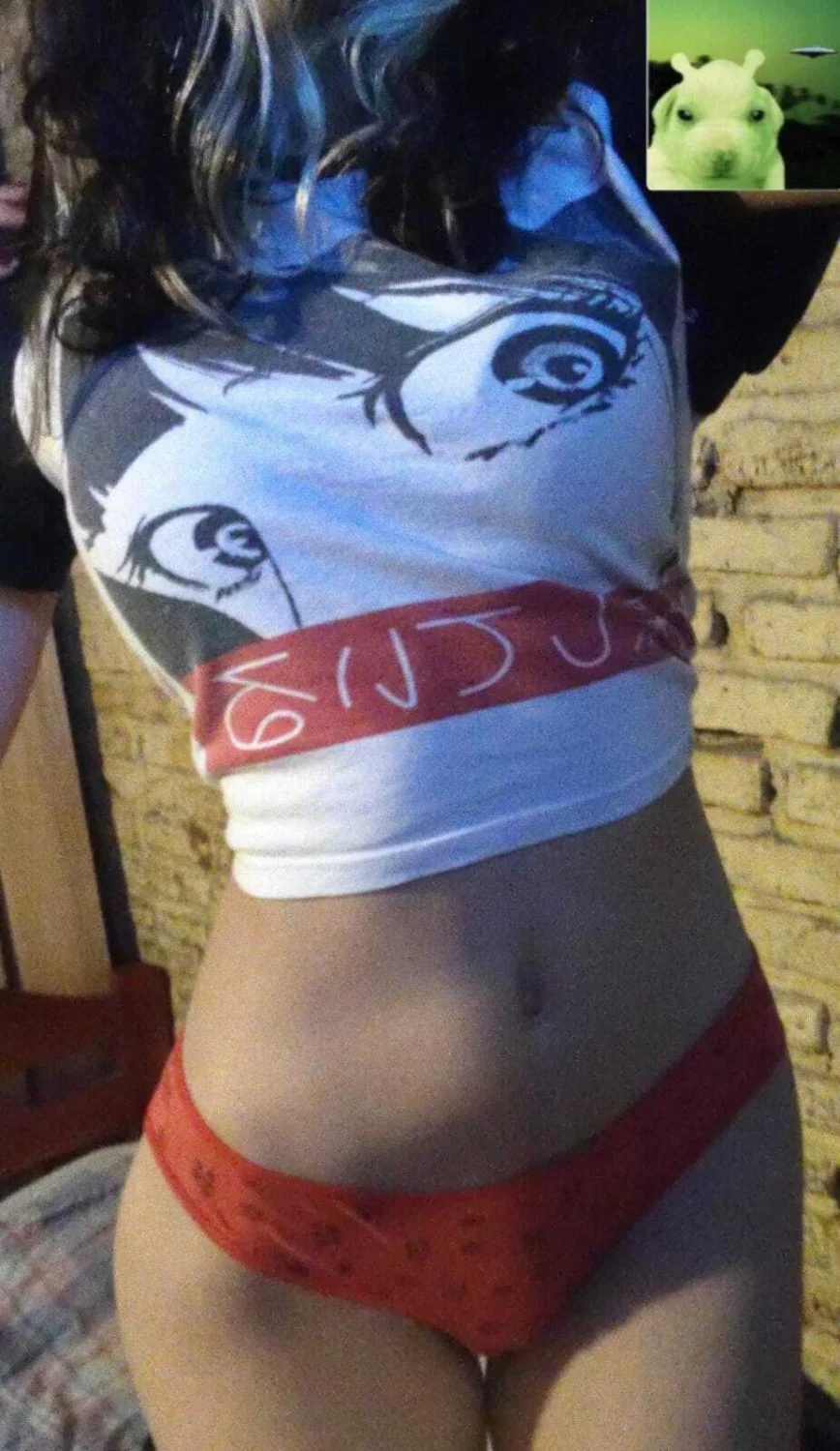 cute emo slut has a killer body image 10