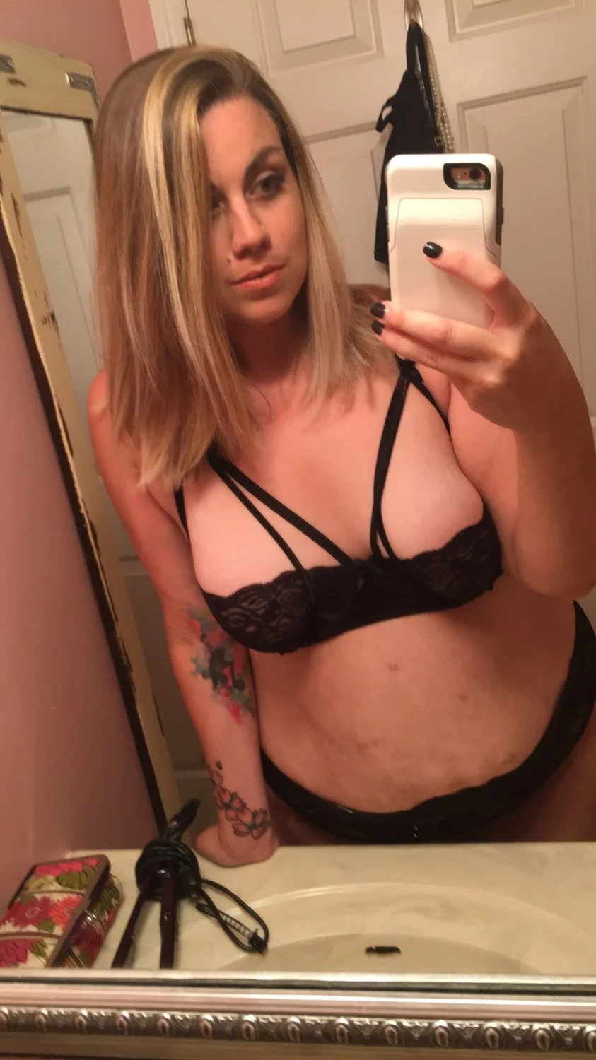 Mallory image 43