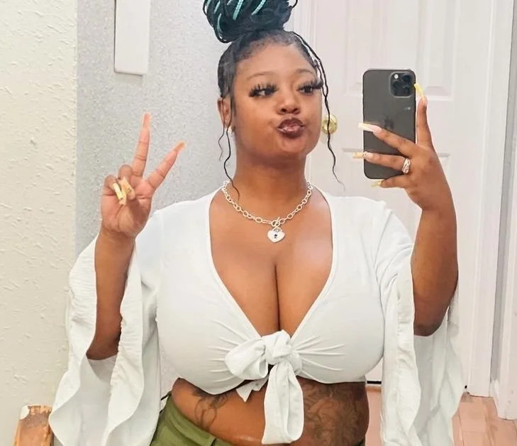 Beautiful Nipples 🇧🇸 image 28