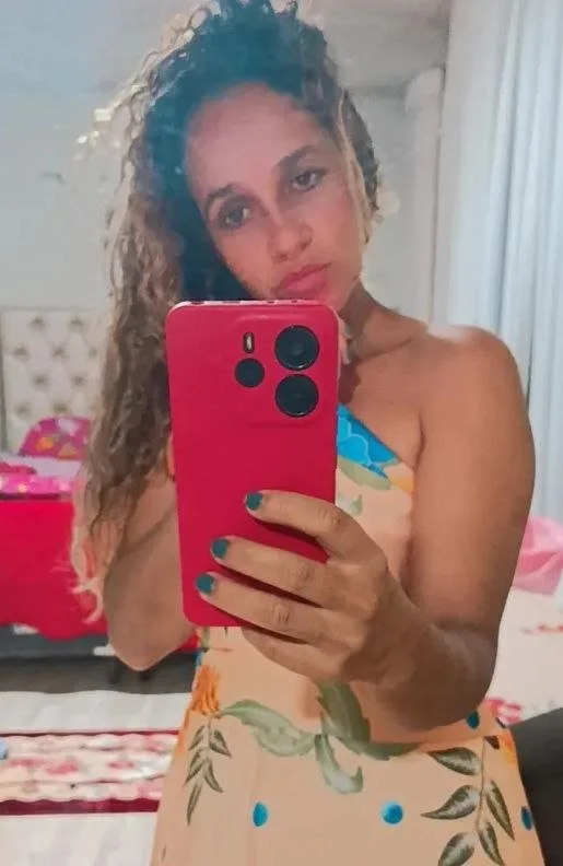 crente safada.. marido doido pra ser corno main image