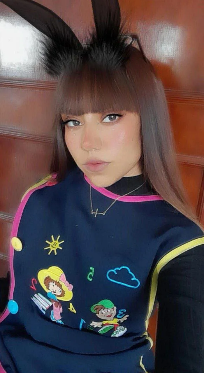 Miren a la puta maestra Mariana entregada image 15