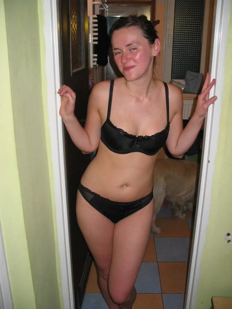 my friend's wife paolla image 13