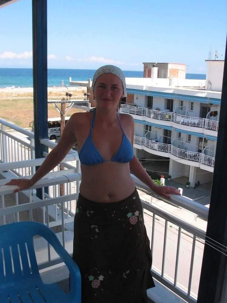 my friend's wife paolla image 25