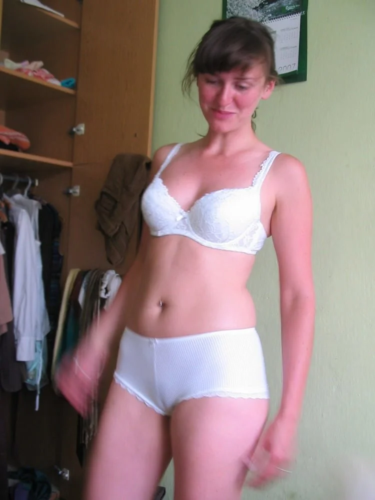 my friend's wife paolla image 32