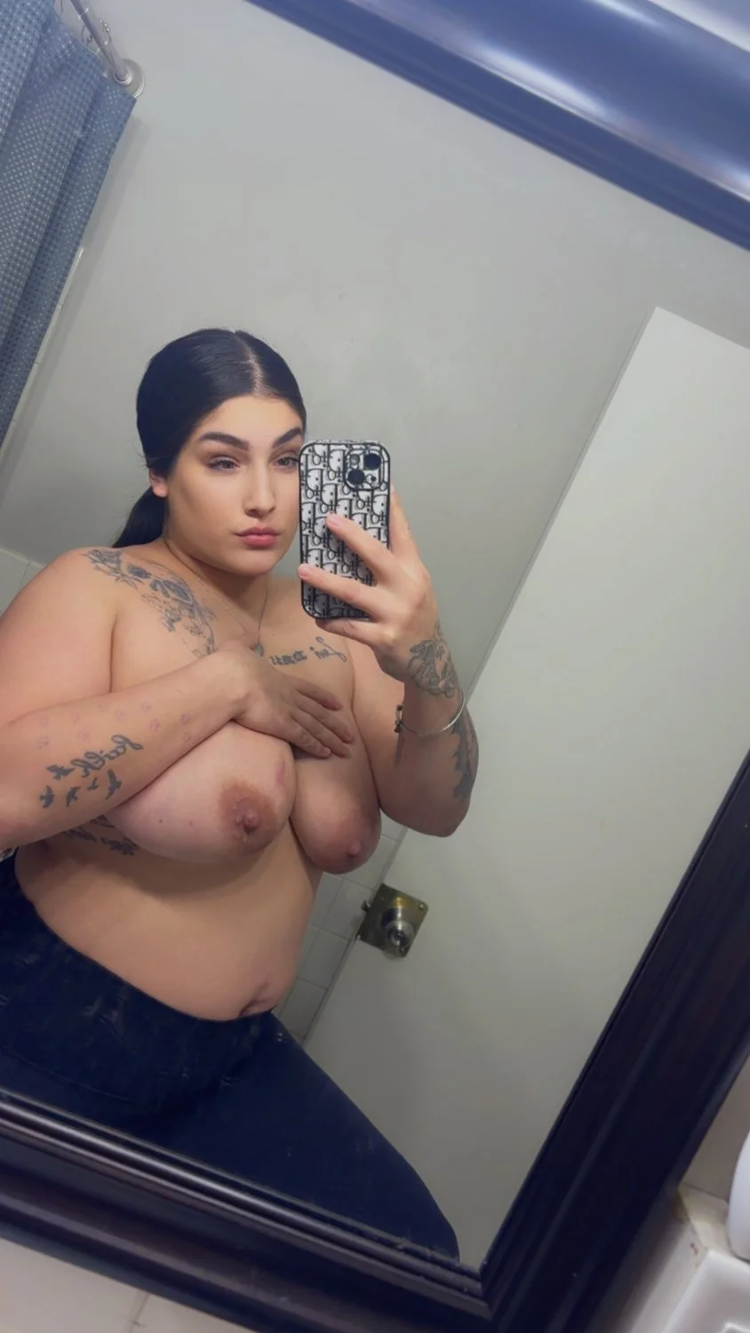 Hot MILF loves BBC and cum image 10