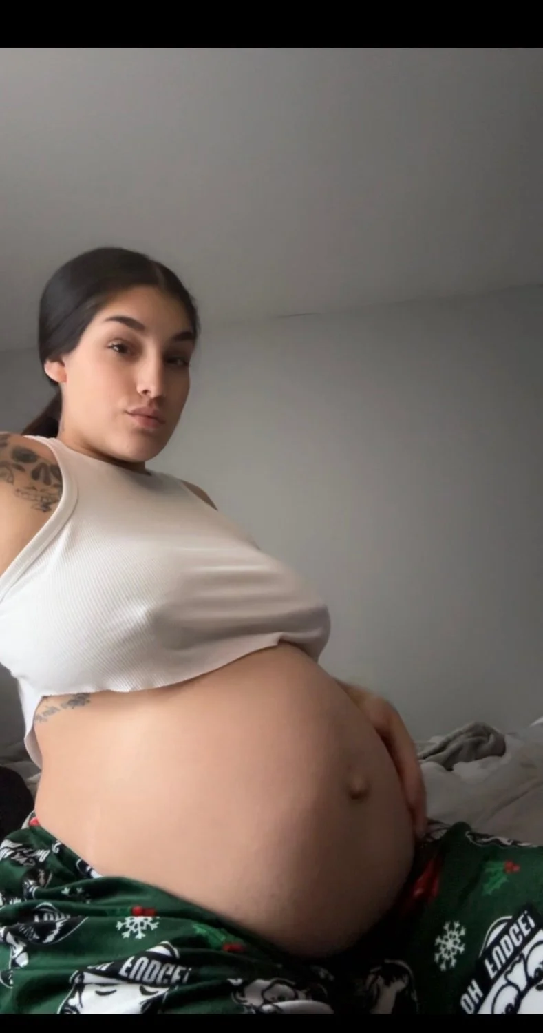 Hot MILF loves BBC and cum image 6