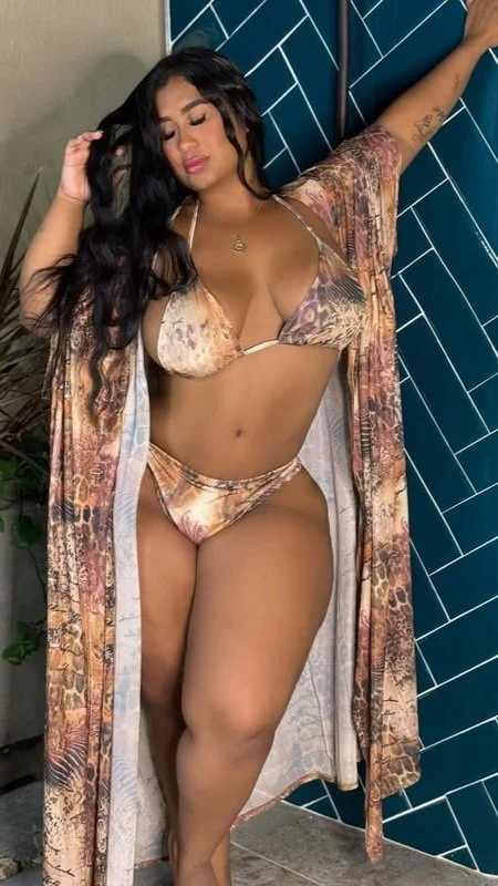 Lopez > Thick Beauty image 11