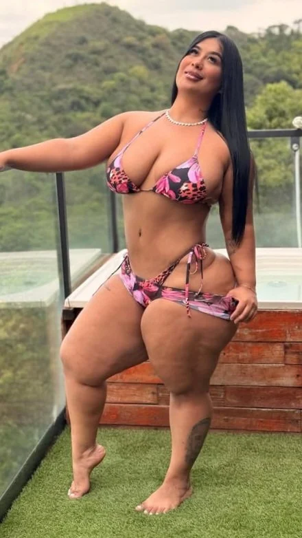 Lopez > Thick Beauty image 13
