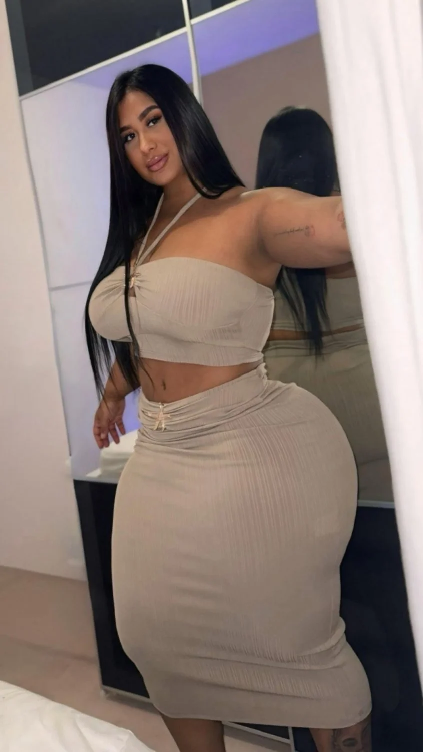 Lopez > Thick Beauty image 25