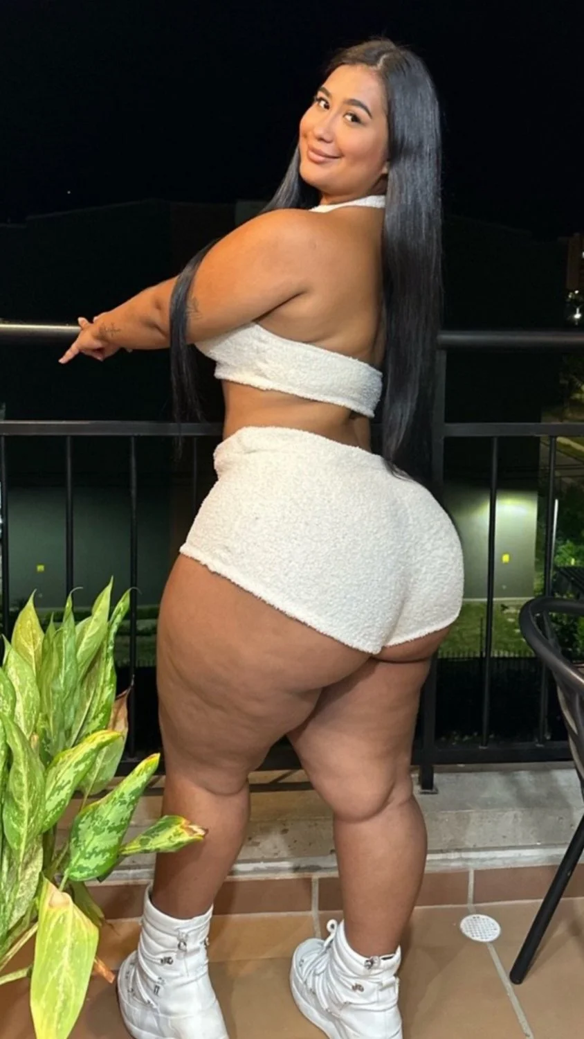 Lopez > Thick Beauty image 34