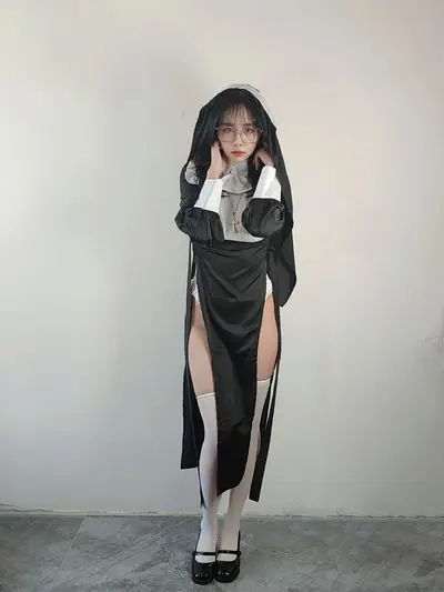 Ceason Photography - Nun cover image