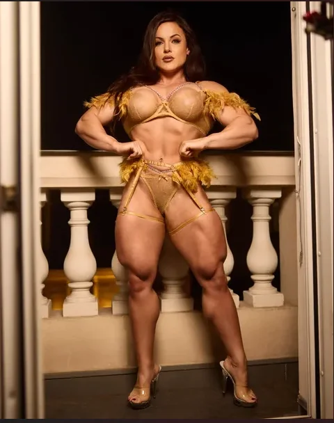 Dianna IFBB image 32