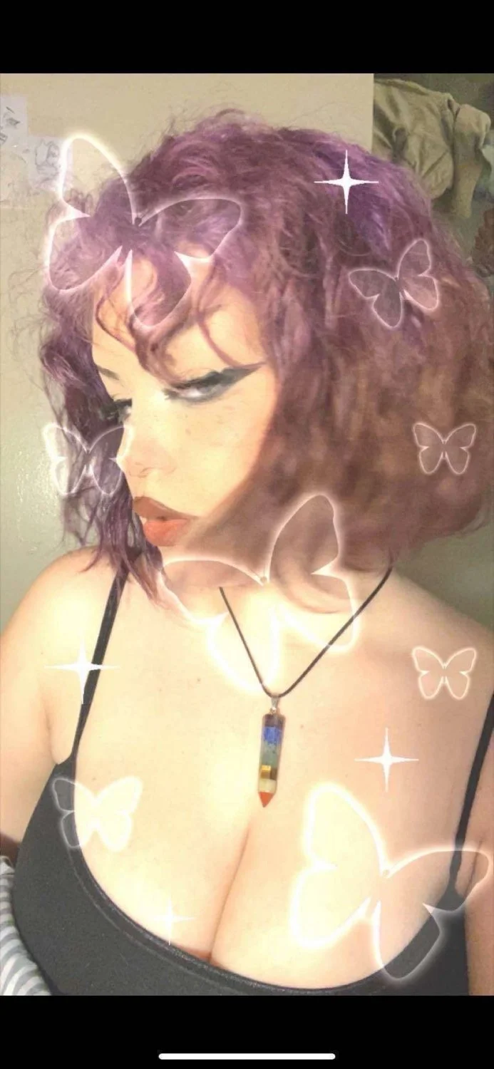 Amateur chubby girlfriend submitted image 30