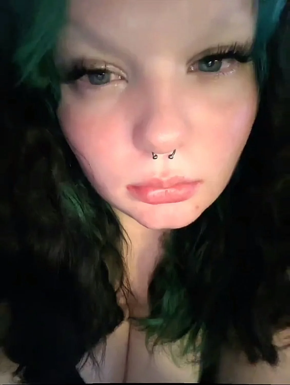Amateur chubby girlfriend submitted image 34