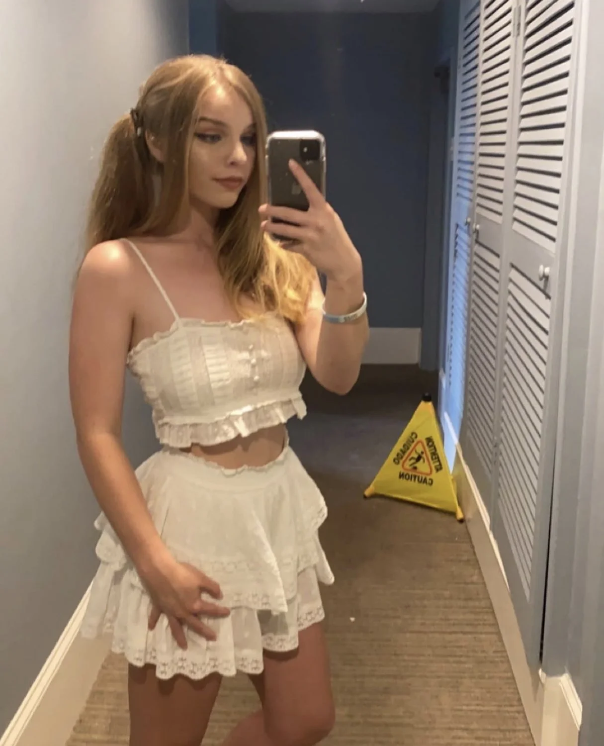 Emily image 14