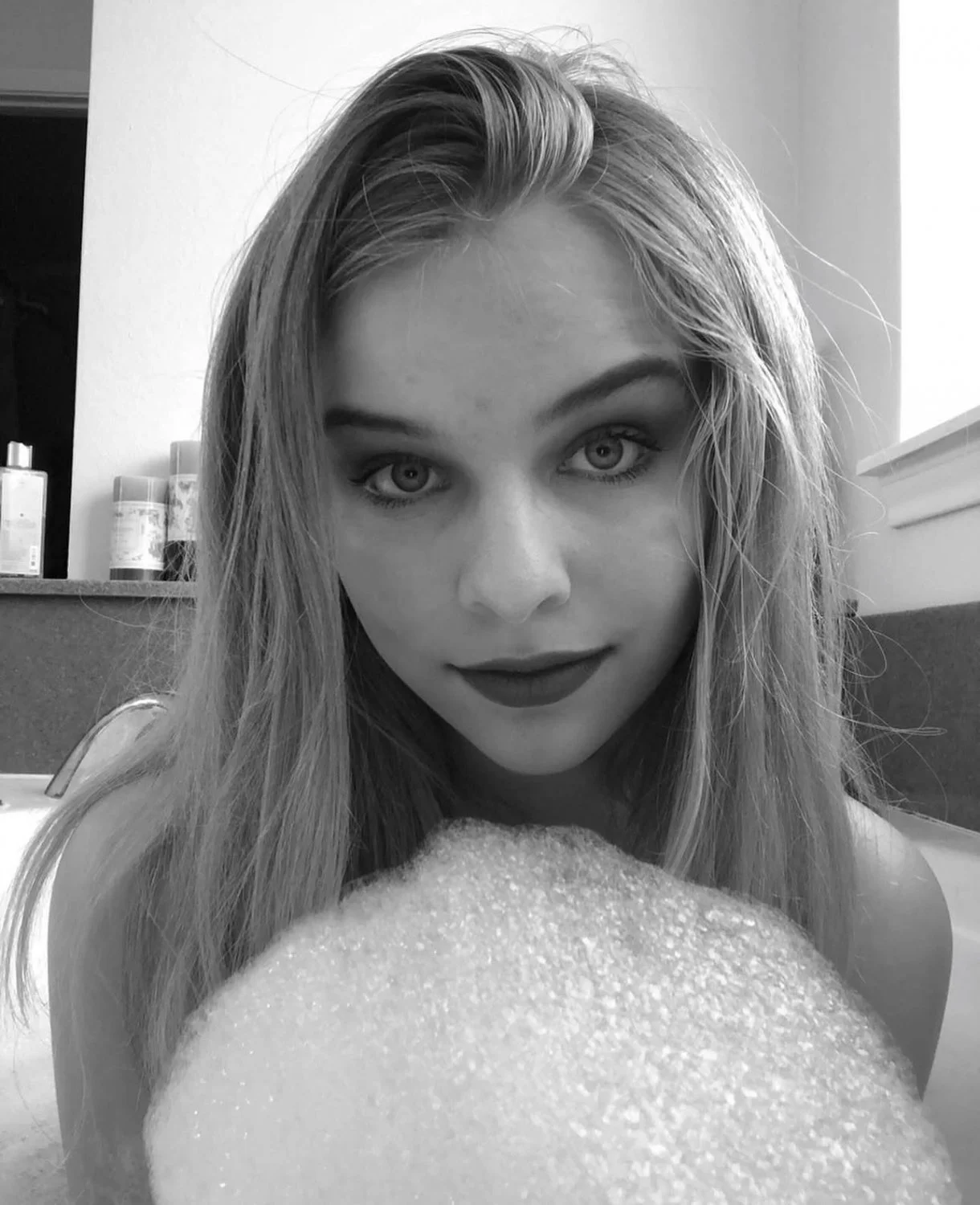 Emily image 16