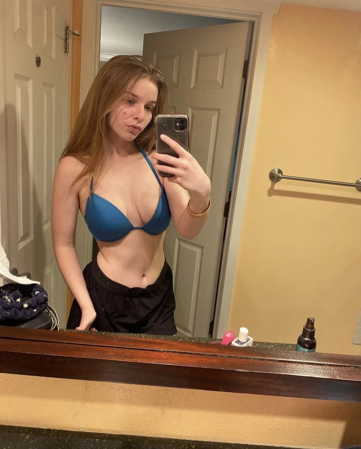 Emily image 17