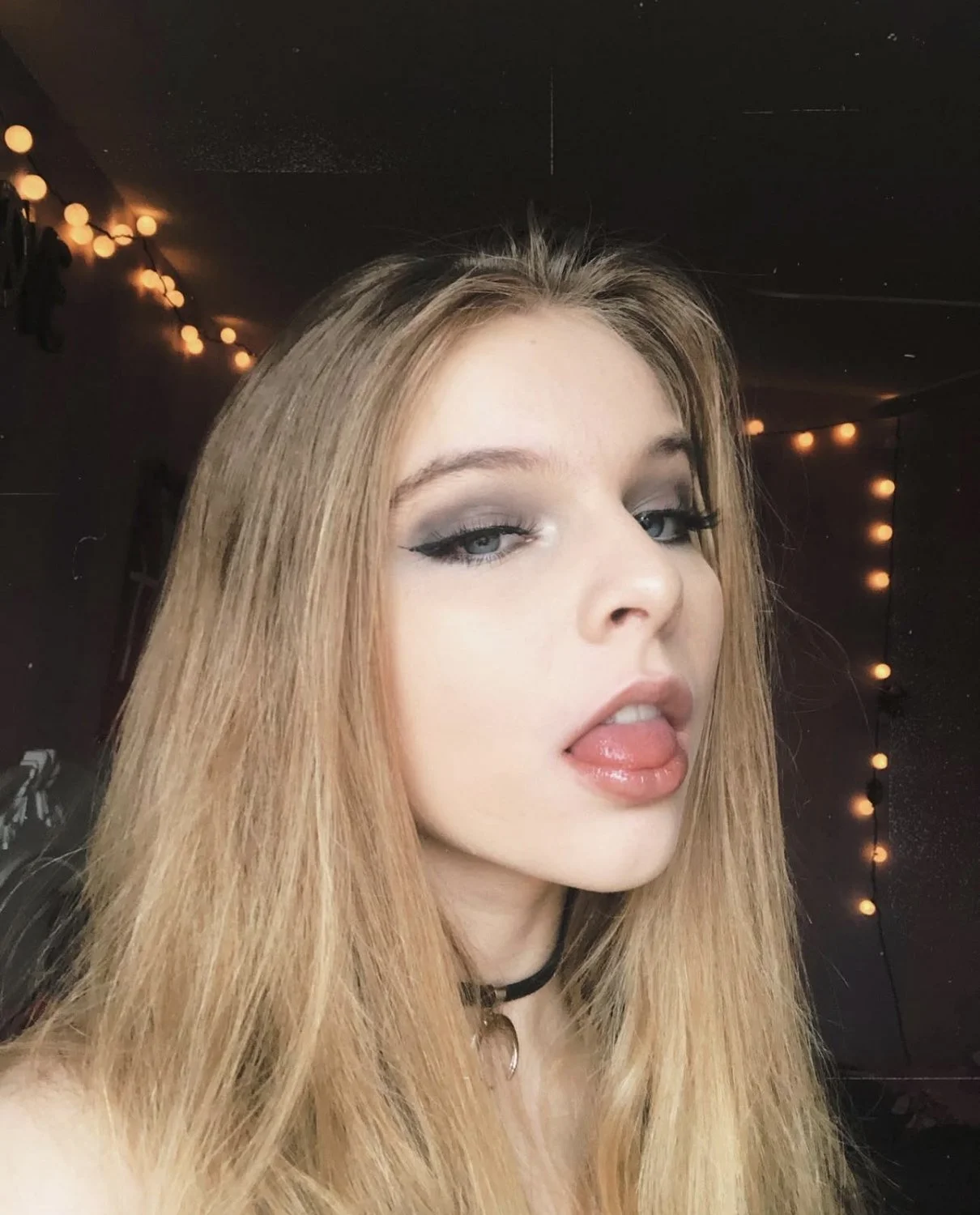 Emily image 19