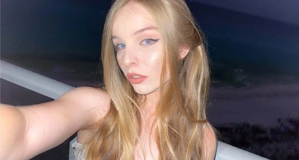 Emily image 4
