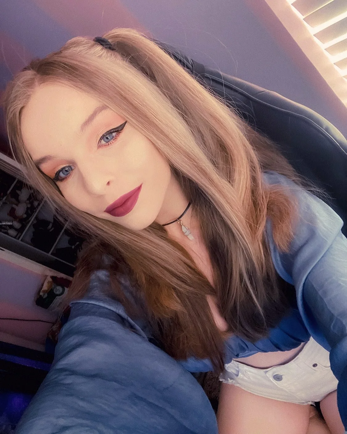 Emily image 6