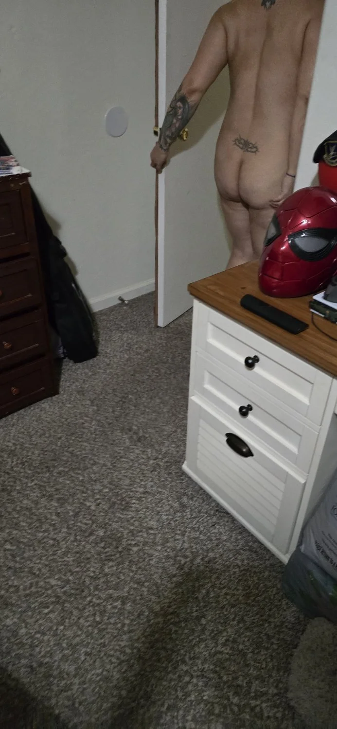 Shower Voyeur image 17