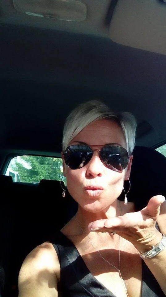 Fit German MILF image 15