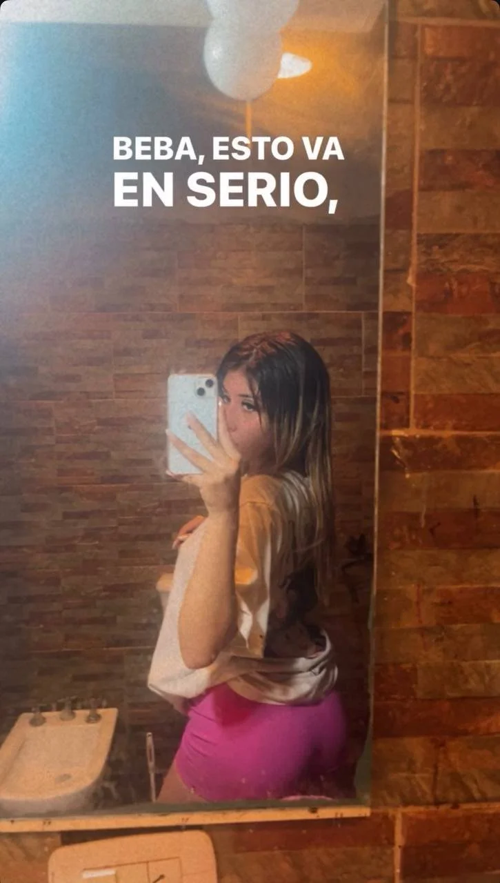 Vazou latina gostosa do tinder dando no pelo pro boy no primeiro encontro muito cachorra main image