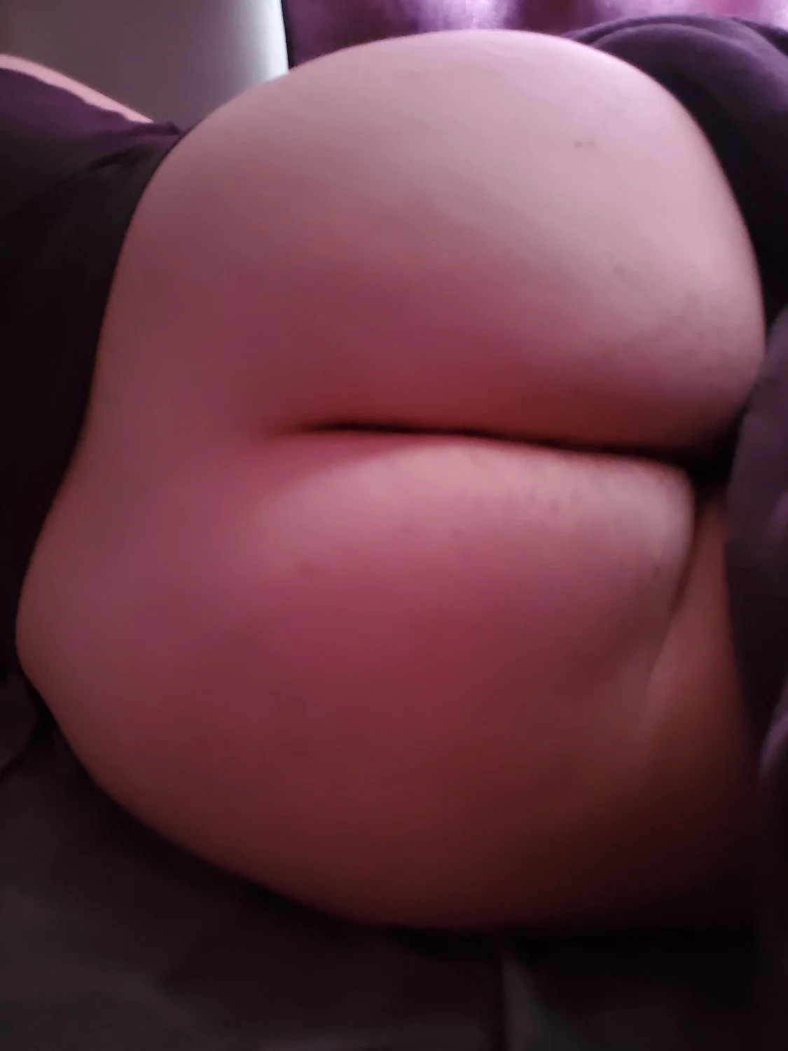 Post her irl initials if you know her, Click the ❤️ if you secretly know her. Hollyholy744 on k1k image 3