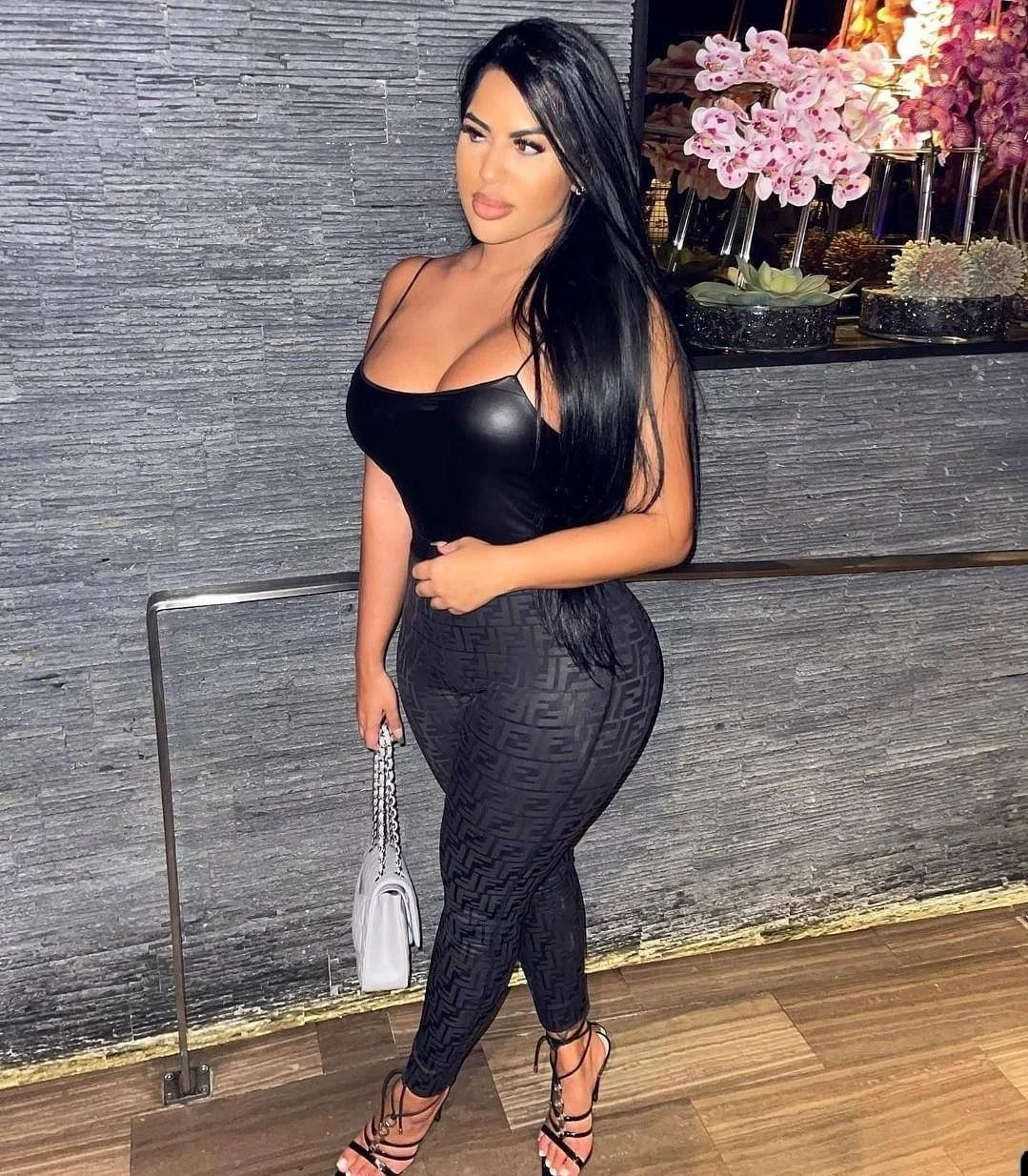 Juliana famous miami slut massive hoe main image