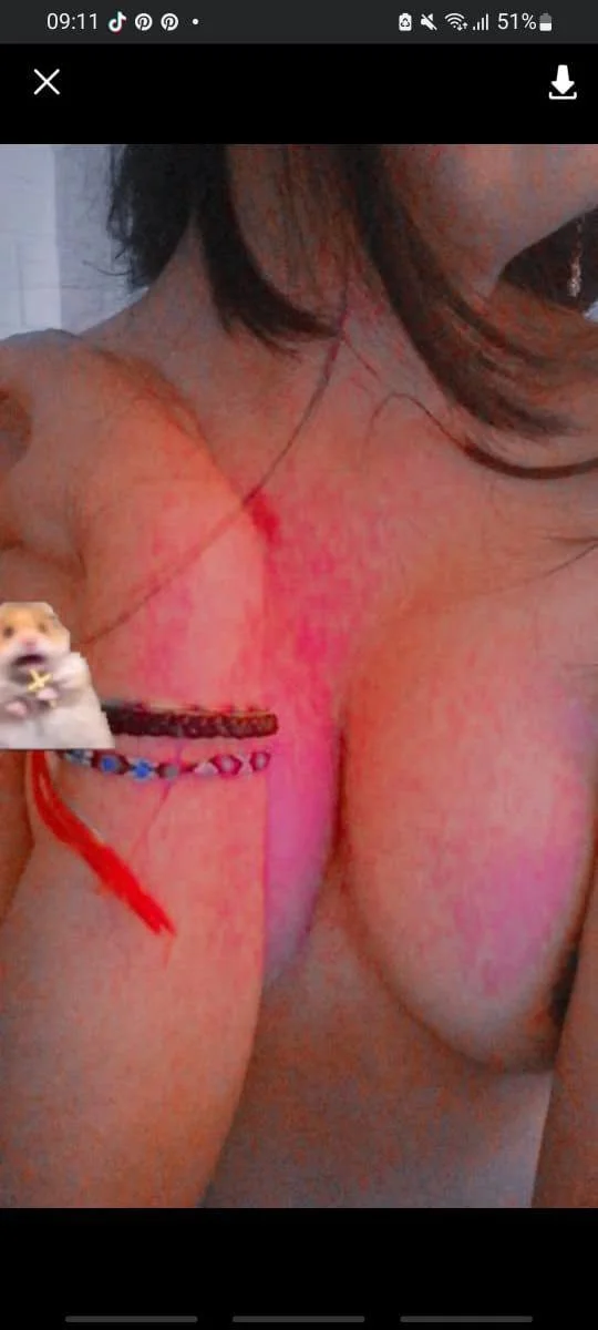 Putita cogiendo image 2