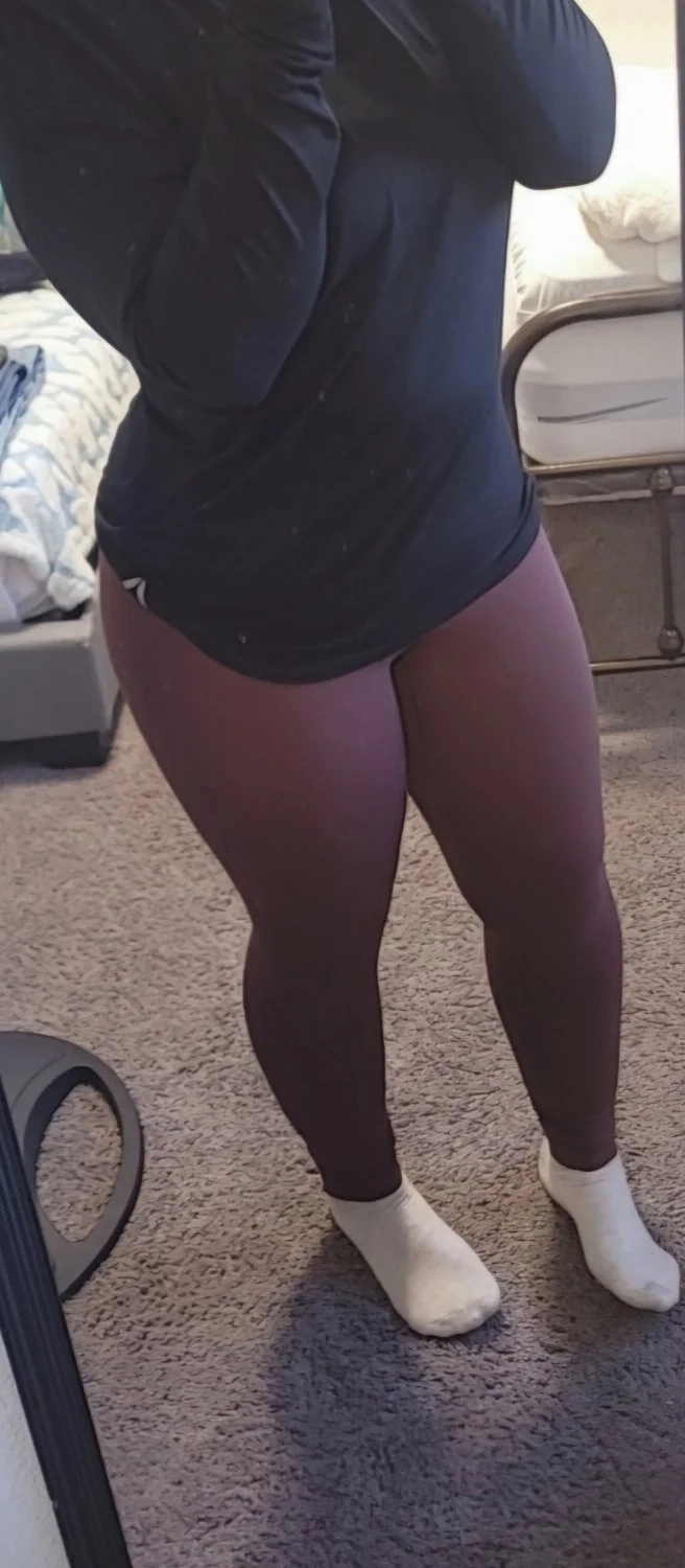 Big ass hotwife check out her videos on manyvids image 25